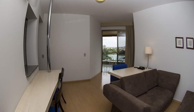 Lagoa Serena Flat Hotel