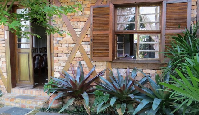Casa Lermen; Enjoy a property that refers to the history of Gramado. in Casagrande
