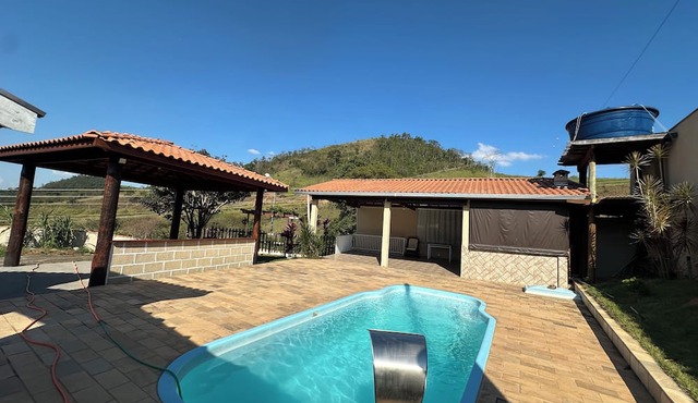 Chácara JM: Your little corner to connect with nature and enjoy days of leisure. in Lindóia