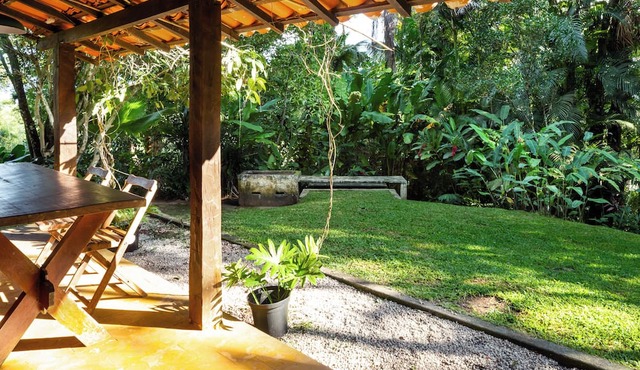House in Native Architecture Style - Barra do Sahy