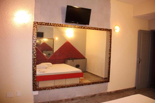 Shelton Hotel