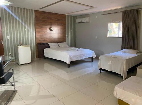 Hotel Via 050 Q101- CAFÉ DA MANHÃ INCLUIDO in Catalão