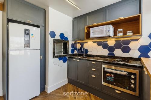 Charming Apt w/BBQ & garag POA AIR1407 in Porto Alegre
