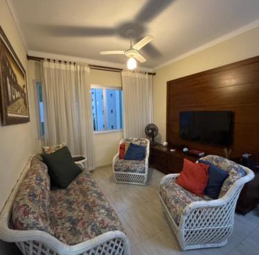Apto Astúrias perto de tudo in Guarujá