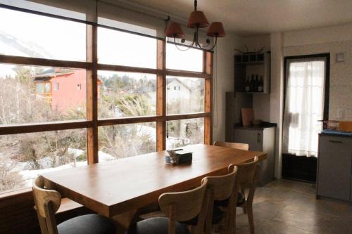 PUERTO NEVADO Box 6 en la base del Cerro catedral a 500 metros de los medios de elevación con desayuno opcional