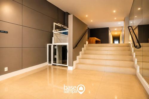 Studio com Forno Elétrico + Geladeira Grande