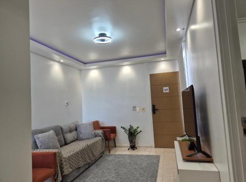Apartamento boa vista para serra da mantiqueira, Apartment with a good view of the Mantiqueira mountain range in Pindamonhangaba