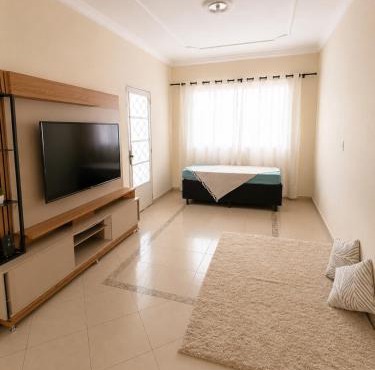 CASA PROX AO CENTRO - 4 QUARTOS - ESPAÇOSA E ACONCHEGANTe