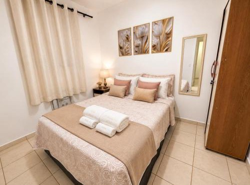 Apto completo perto do centro + ar cond. e vaga in Ourinhos