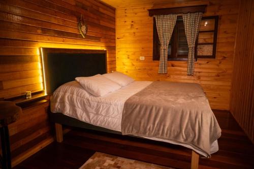 Sitio Magia Da Arte - Cabana Bierhütte - Cabana Rasthütte