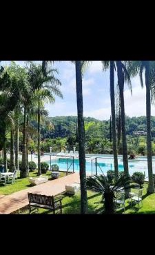 Lindo sitio com 5 quartos em São Roque