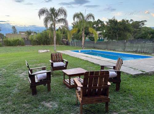 Casa con pileta cerca de Salta in Salta