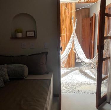 Casa Bali 3 suítes Condomínio completo Rio & mar Natureza preservada