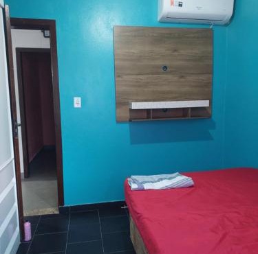 3 quartos 3 camas de casal, piscina, 450 do mar venha com sua família desfrutar in Arroio do Silva