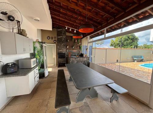 Casa de Brotas com Piscina in Brotas