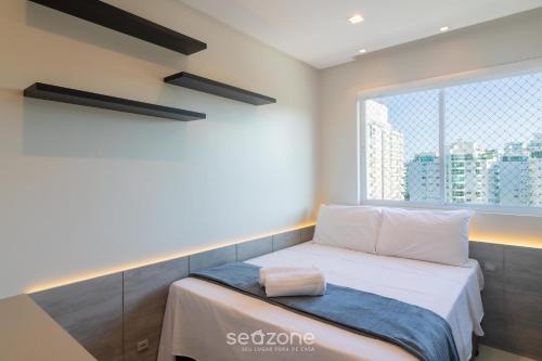 Apts in a condo. w pool, 240 meters from Praia Brava - AHRs
