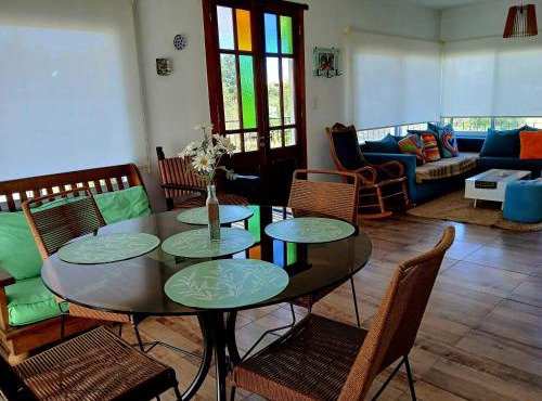 Luminosa casa en El Volcán
