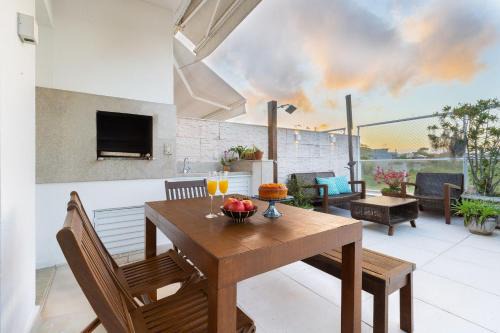 Novo Campeche - 500m from the sea: Moana Club Condominium in Florianópolis