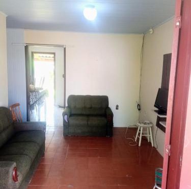 Casa no Centro de Cidreira - 450 metros da orla