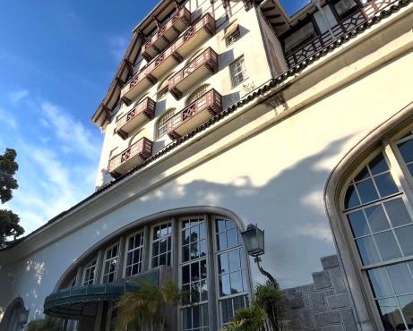Loft de Mérilen - Dentro do luxuoso Palácio Quitandinha, com garagem
