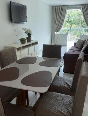 Aptos Luxo completo 2 e 3 quartos em Guriri 300 mts da praia Wi-fi grátis