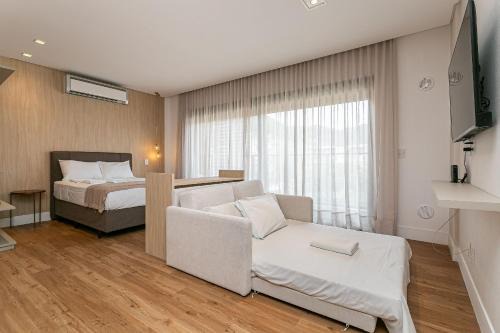 Modern Studio | 600MB | Pool & Gym #SG01 in Florianópolis