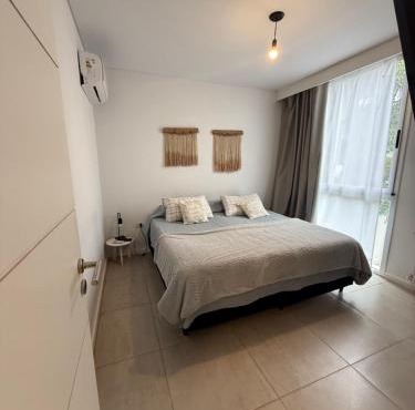 Departamento nuevo con seguridad y pileta ,en villa allende a 15 del centro de Córdoba