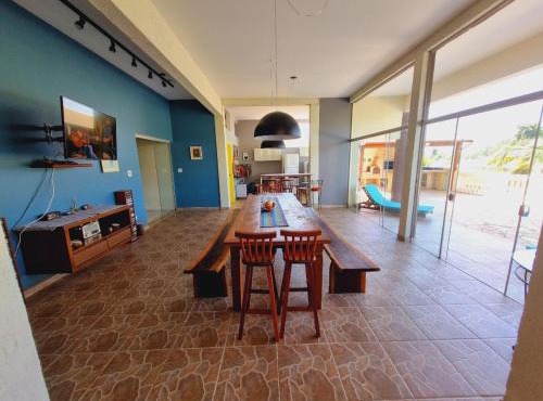 Belíssima casa no lago próxima ao Thermas Water Park in Águas de São Pedro