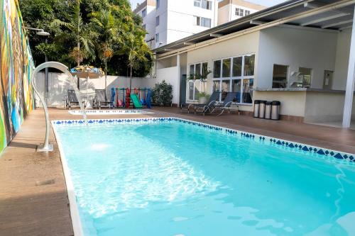 Allegro Hotel