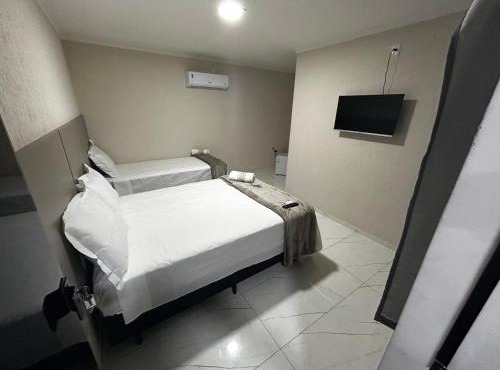 Hotel Aris