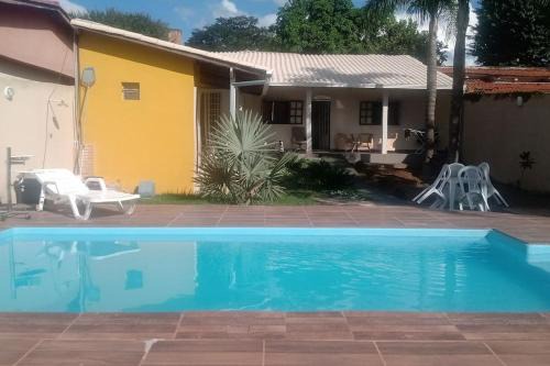 Casa de campo agradável com piscina aquecida