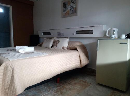 hotel El Tropical