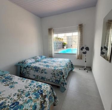 Excelente casa com piscina in São Francisco do Sul
