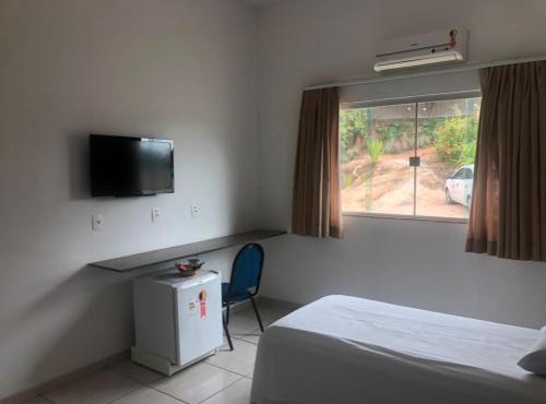Jequitiara Hotel in Itaobim