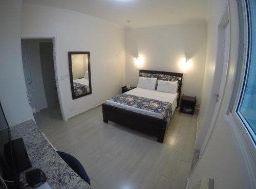 Dumont Park Hotel